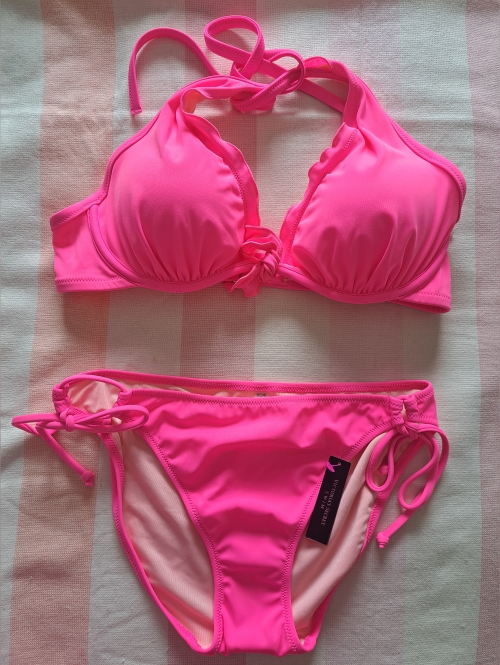 VS 2-piece Swimsuit (38B,M) New
